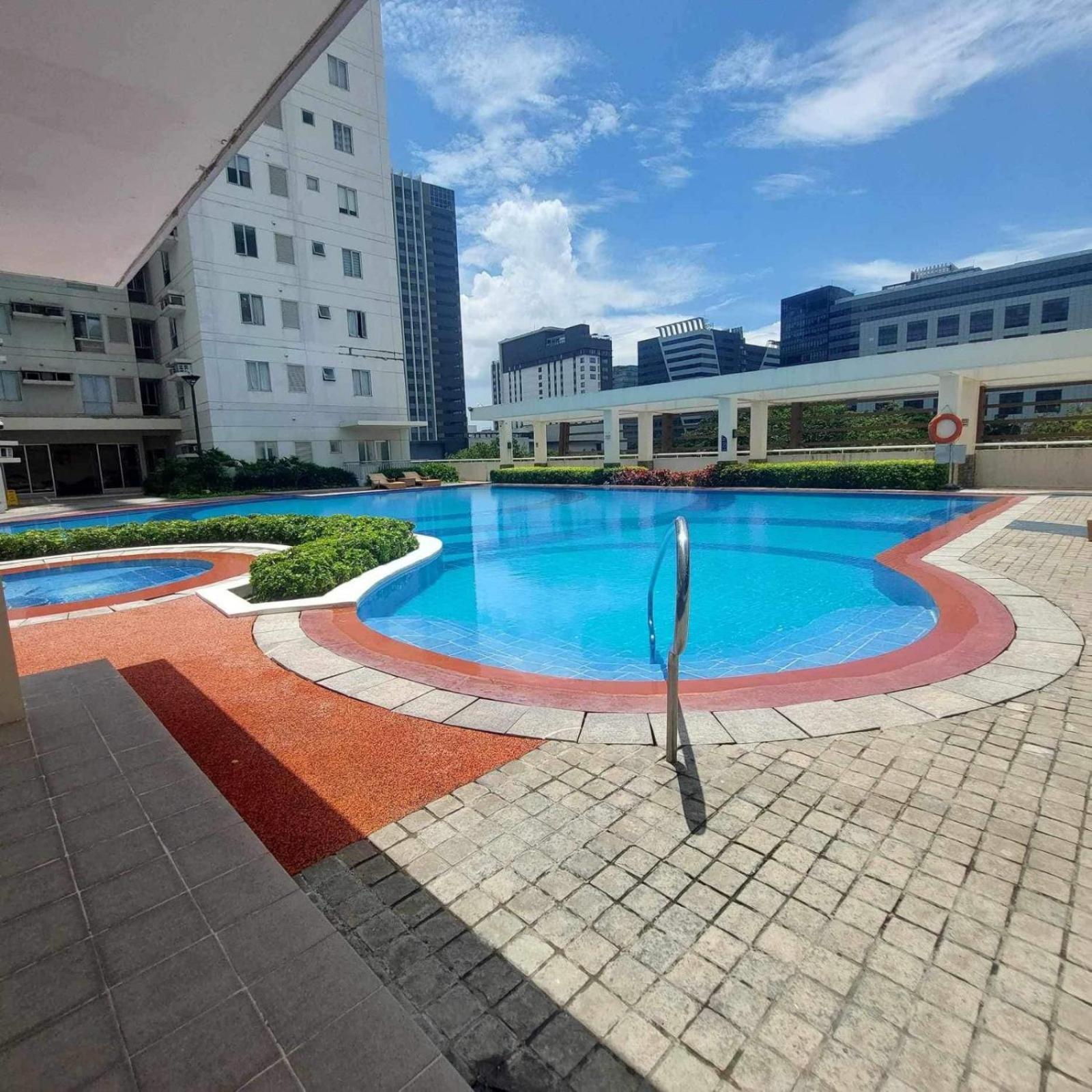 Villahermia Staycation Avida Riala Tower Cebu It Park Lapu-Lapu City Exterior photo